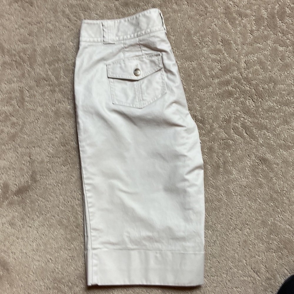 Ann Taylor White Capris - Picture 3 of 7
